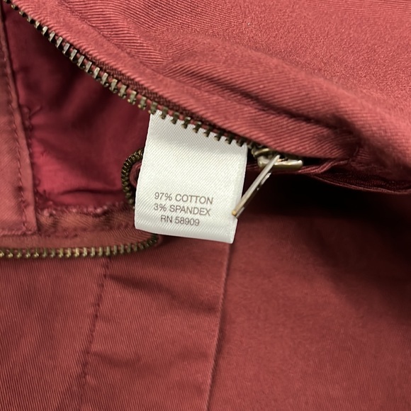 NWT $78 Chelsea & Violet
Asymmetrical Hem Pocketed Suede Denim Mini Skirt - Picture 8 of 9